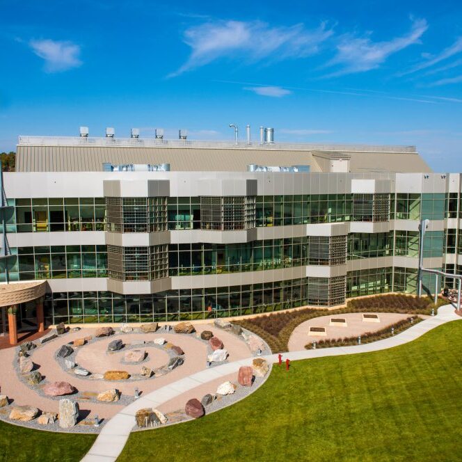 SCSU_15_ScienceBuilding-9595f-1024x664